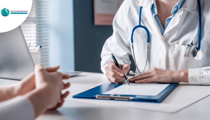 7 نکته که باید قبل از انجام لابیاپلاستی بدانید! 3 انتخاب پزشک مناسب